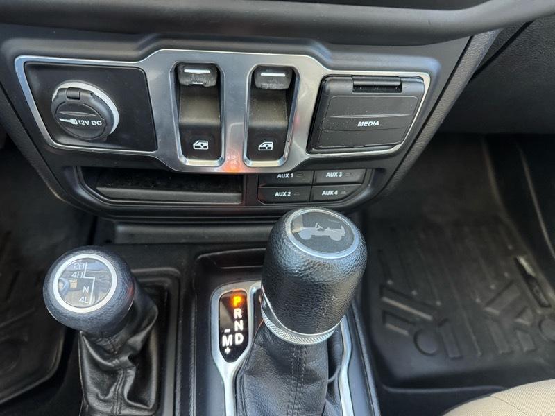 Jeep Wrangler Sport 4WD 2020