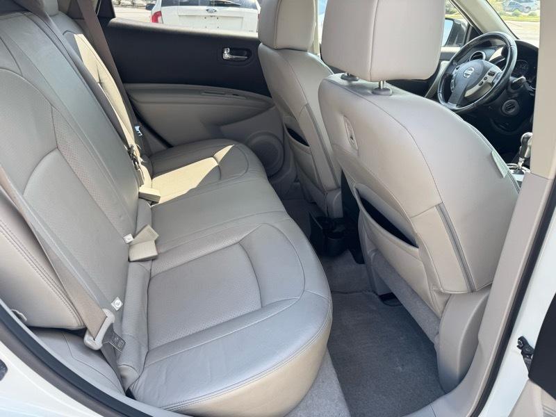 Nissan Rogue SL 2012