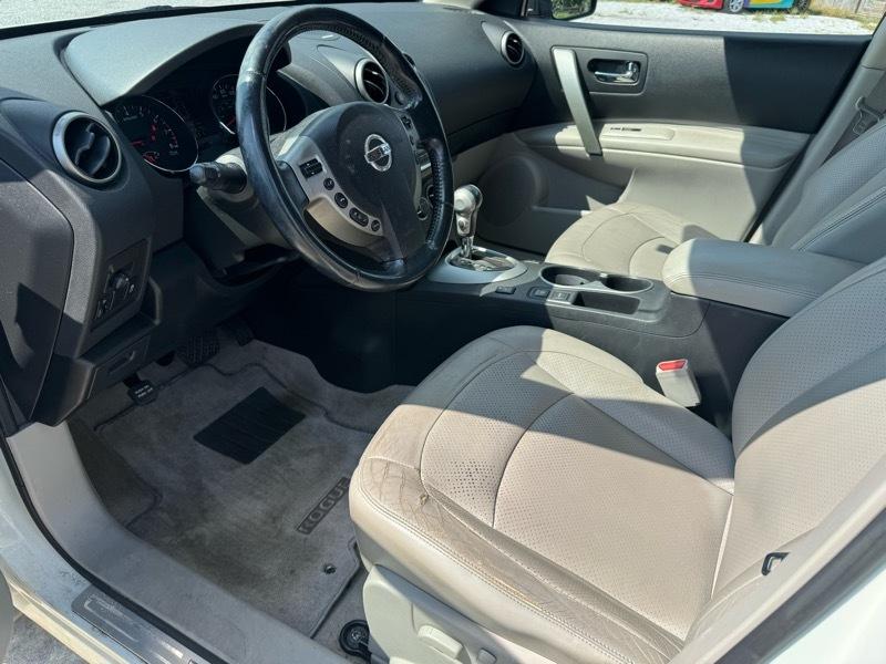 Nissan Rogue SL 2012