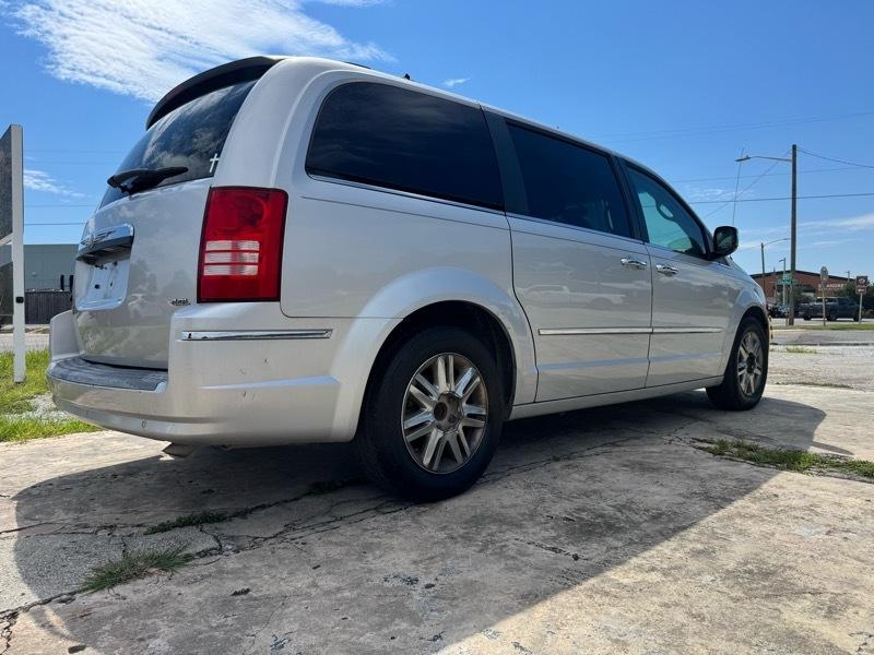Chrysler Town & Country Limited 2008