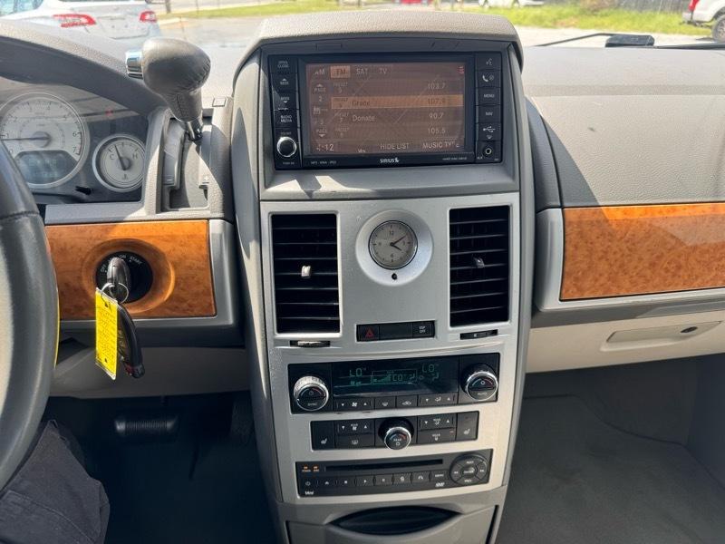 Chrysler Town & Country Limited 2008