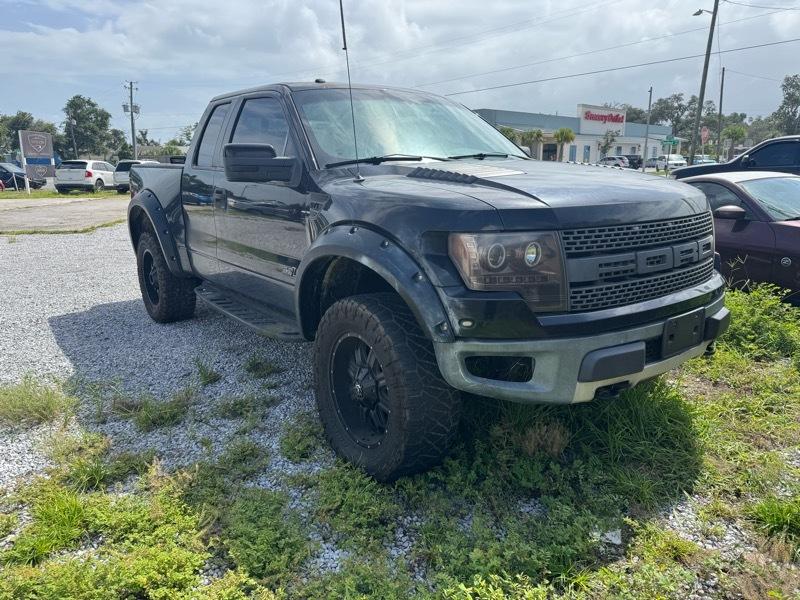 Ford F-150 SVT Raptor 2011