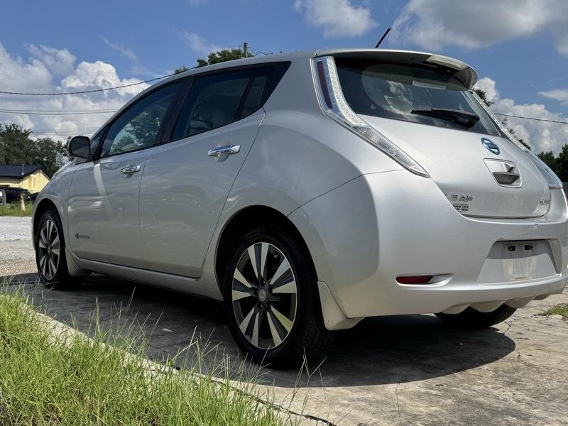 Nissan Leaf SL 2015