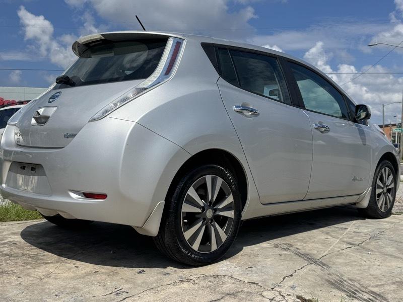 Nissan Leaf SL 2015