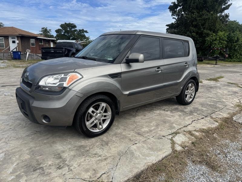 Kia Soul + 2011
