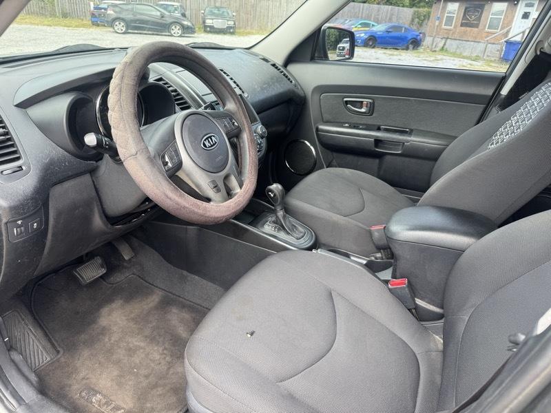 Kia Soul + 2011