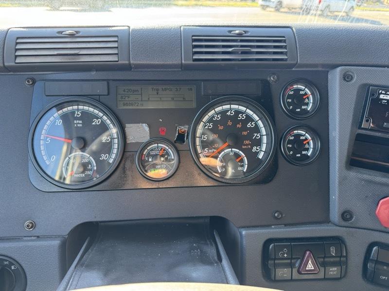 Freightliner CA 113  2017