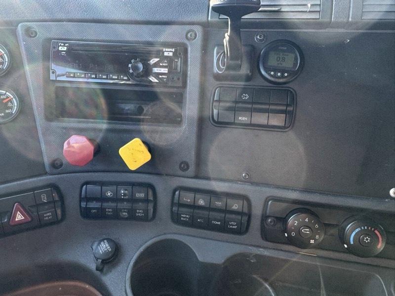 Freightliner CA 113  2017