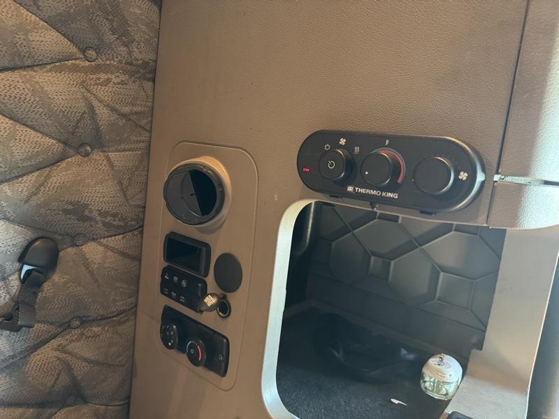 Freightliner CA 113  2017