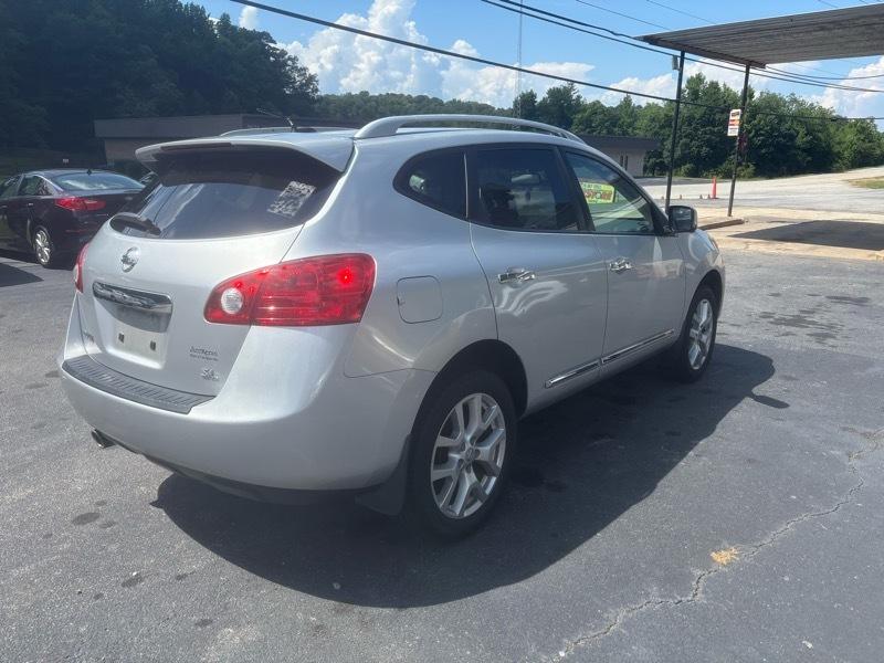 Nissan Rogue  2013