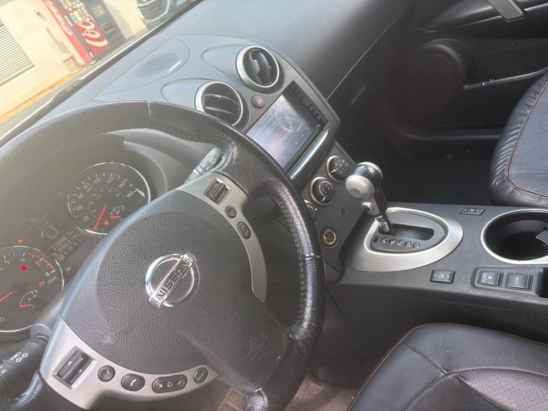Nissan Rogue  2013