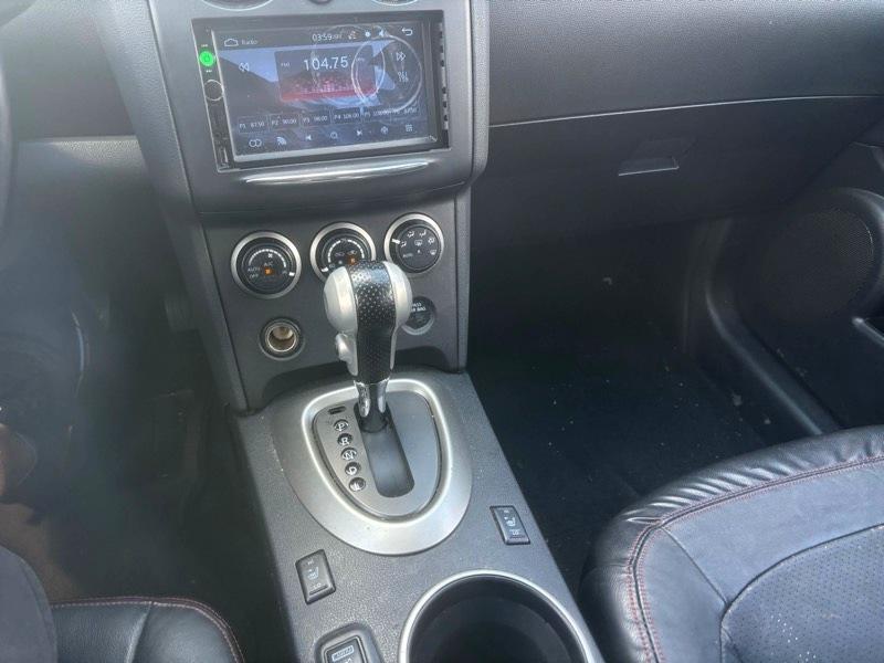 Nissan Rogue  2013