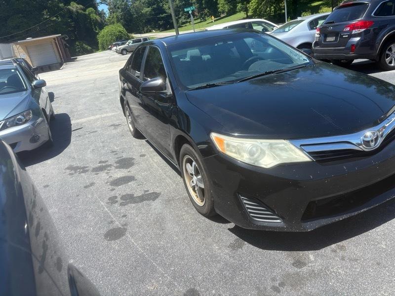 Toyota Camry  2012