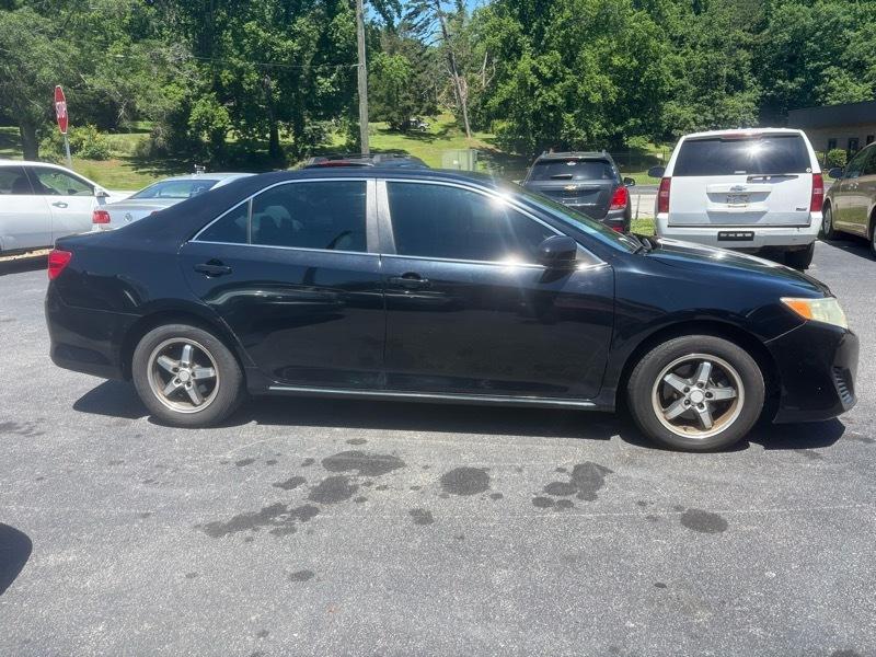 Toyota Camry  2012