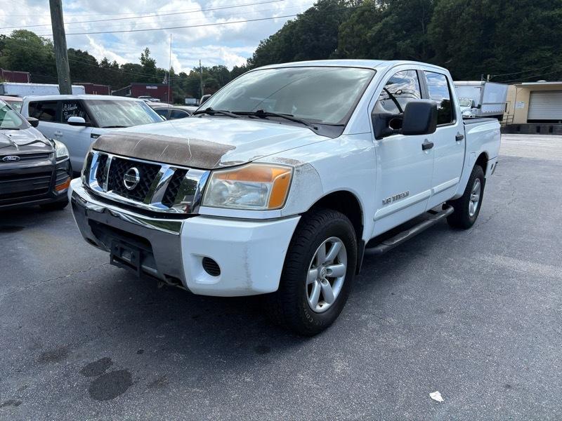 Nissan Titan SV Crew Cab 4WD 2012