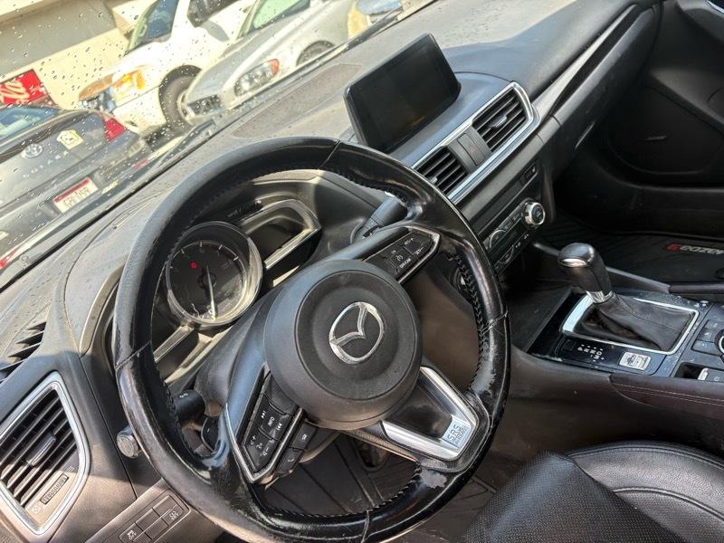 Mazda MAZDA3 s Grand Touring AT 4-Door 2017