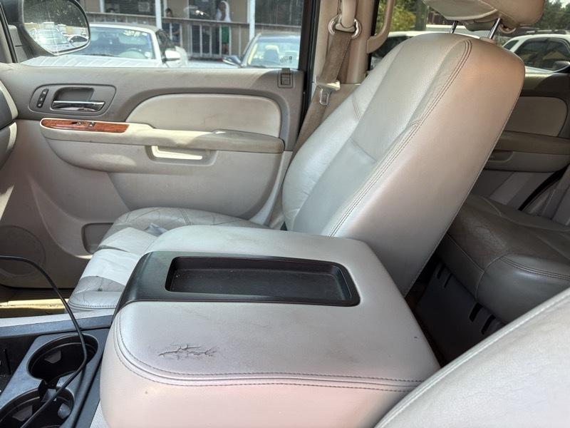 GMC Yukon SLT1 4WD 2011