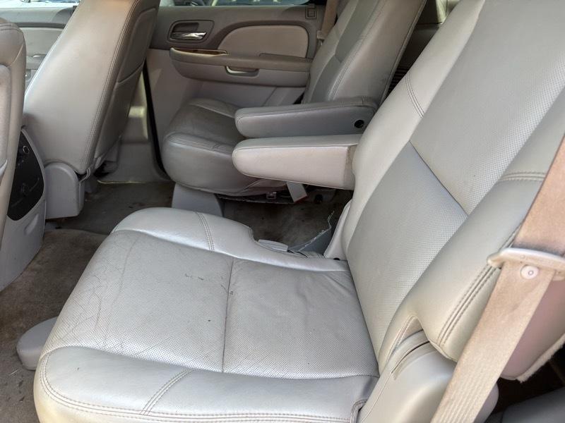 GMC Yukon SLT1 4WD 2011
