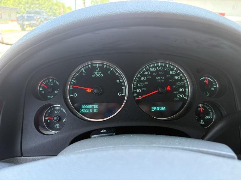 GMC Yukon SLT1 4WD 2011
