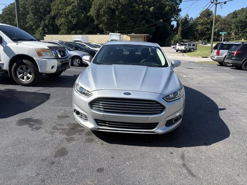 Ford Fusion SE 2013