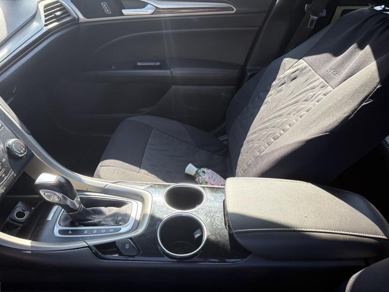 Ford Fusion SE 2013