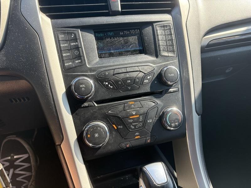 Ford Fusion SE 2013