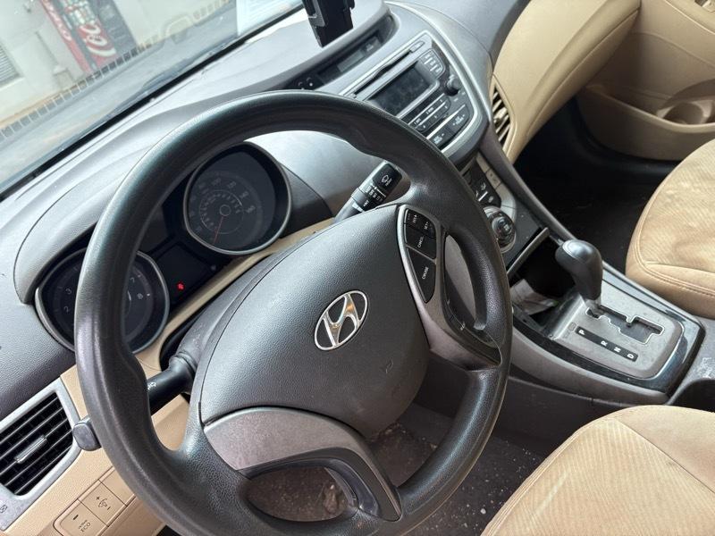 Hyundai Elantra GLS 2013
