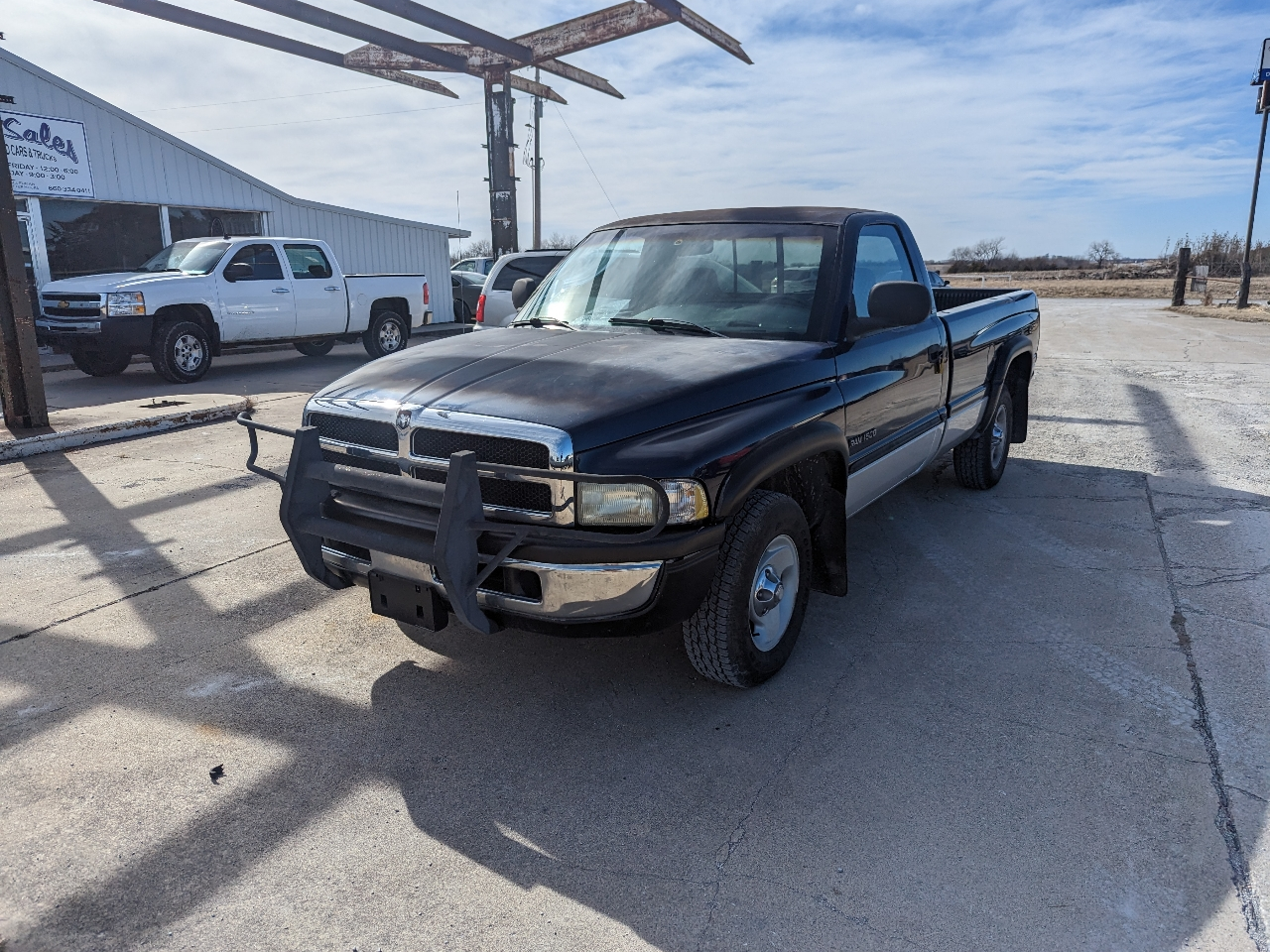 Used 2001 Dodge Ram 1500 2dr Reg Cab 135" WB for Sale in Breckenridge
