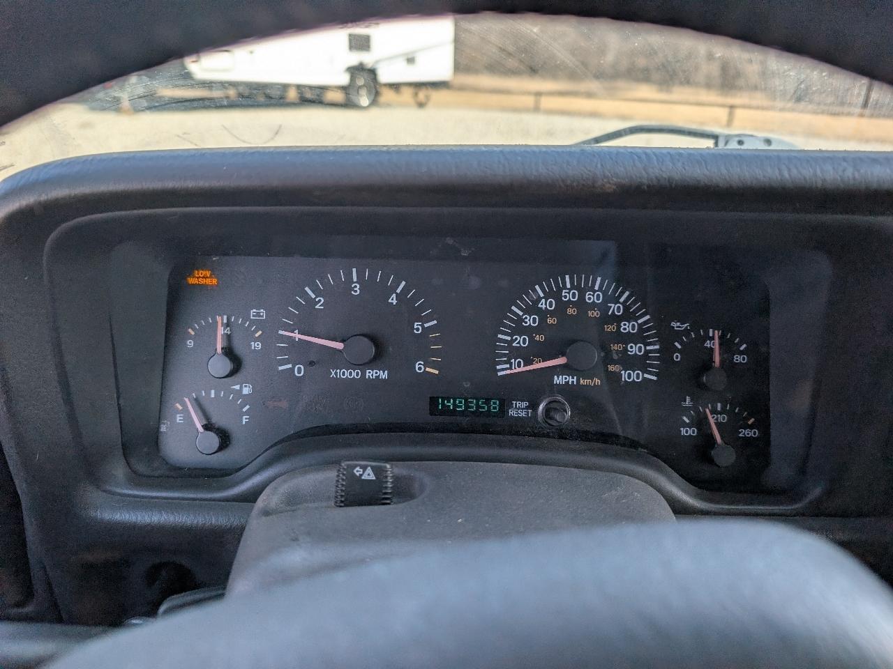 Jeep Cherokee Classic 4-Door 4WD 2000