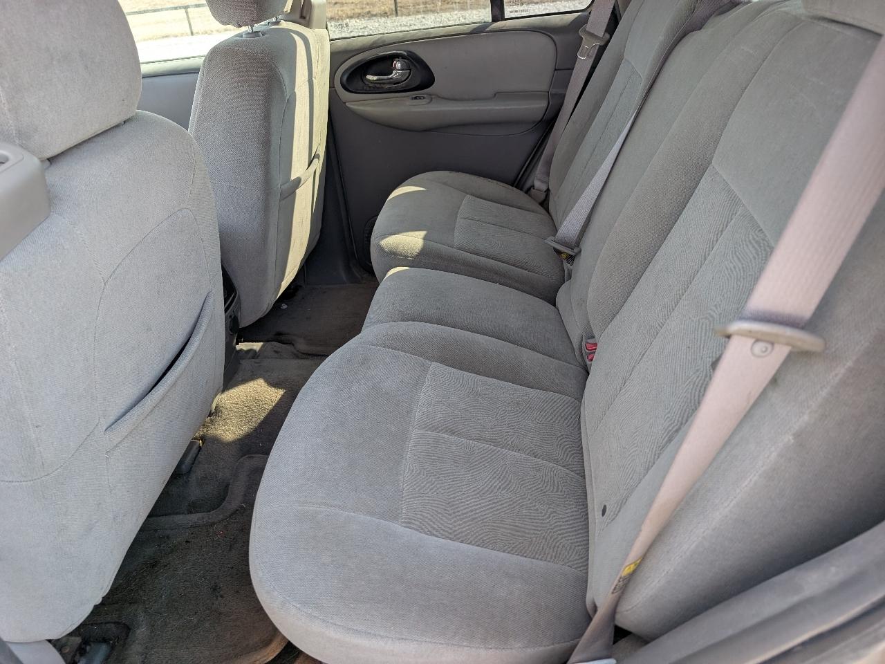 Chevrolet TrailBlazer LS 4WD 2005