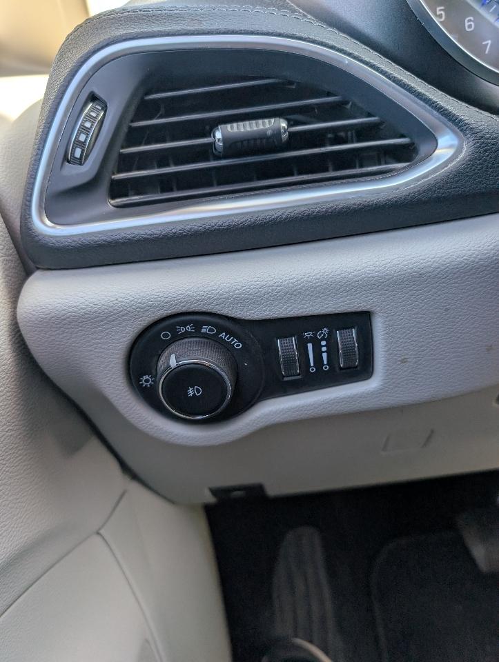 Chrysler Pacifica Limited 2020