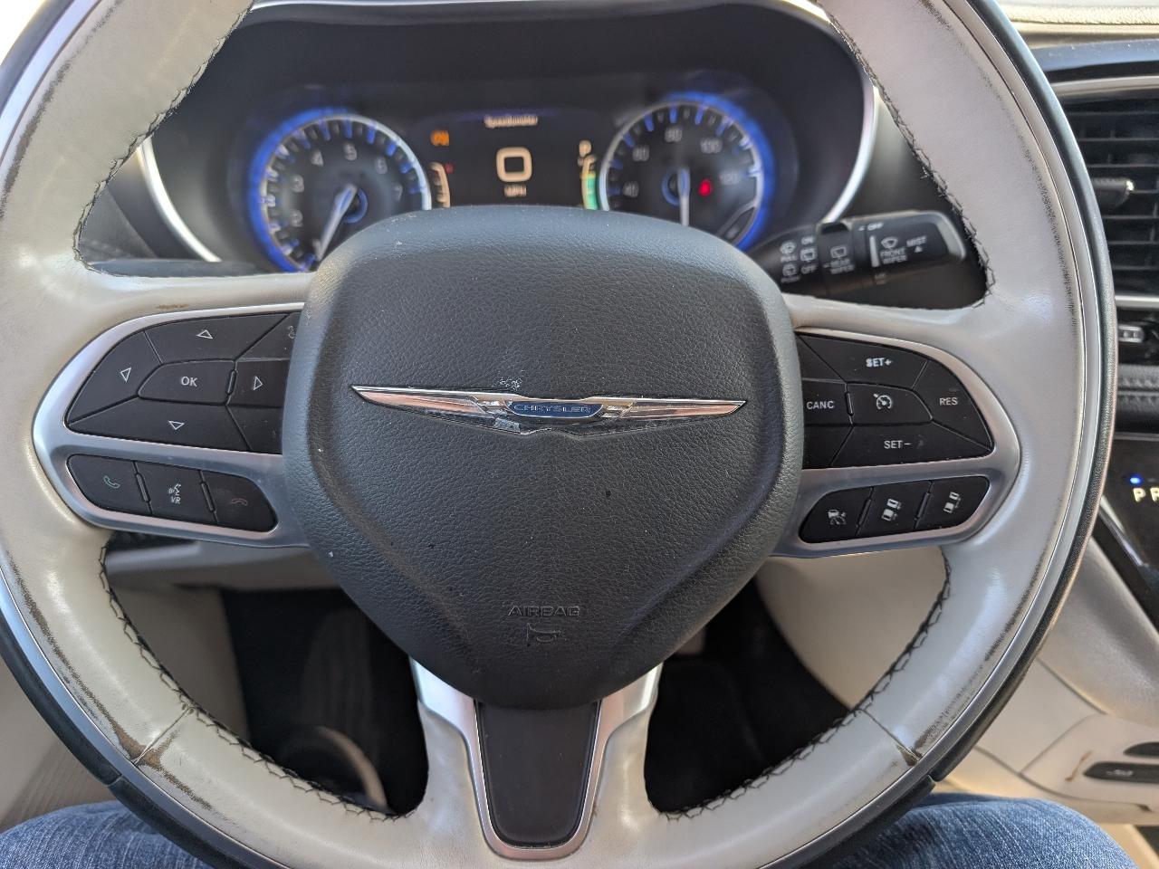 Chrysler Pacifica Limited 2020