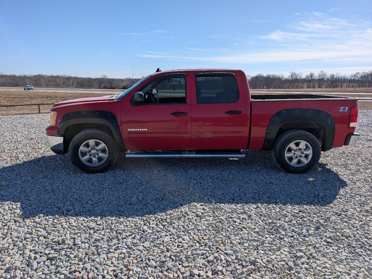 GMC Sierra 1500 4WD Crew Cab 147" SLE 2013