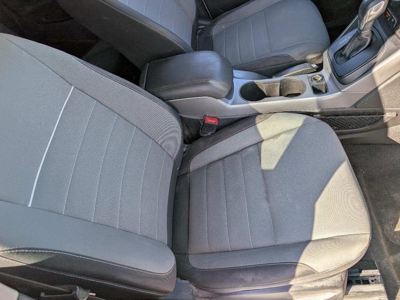 Ford Escape SE FWD 2015