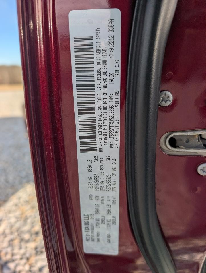 RAM 1500 4WD Crew Cab 140.5" Night 2018