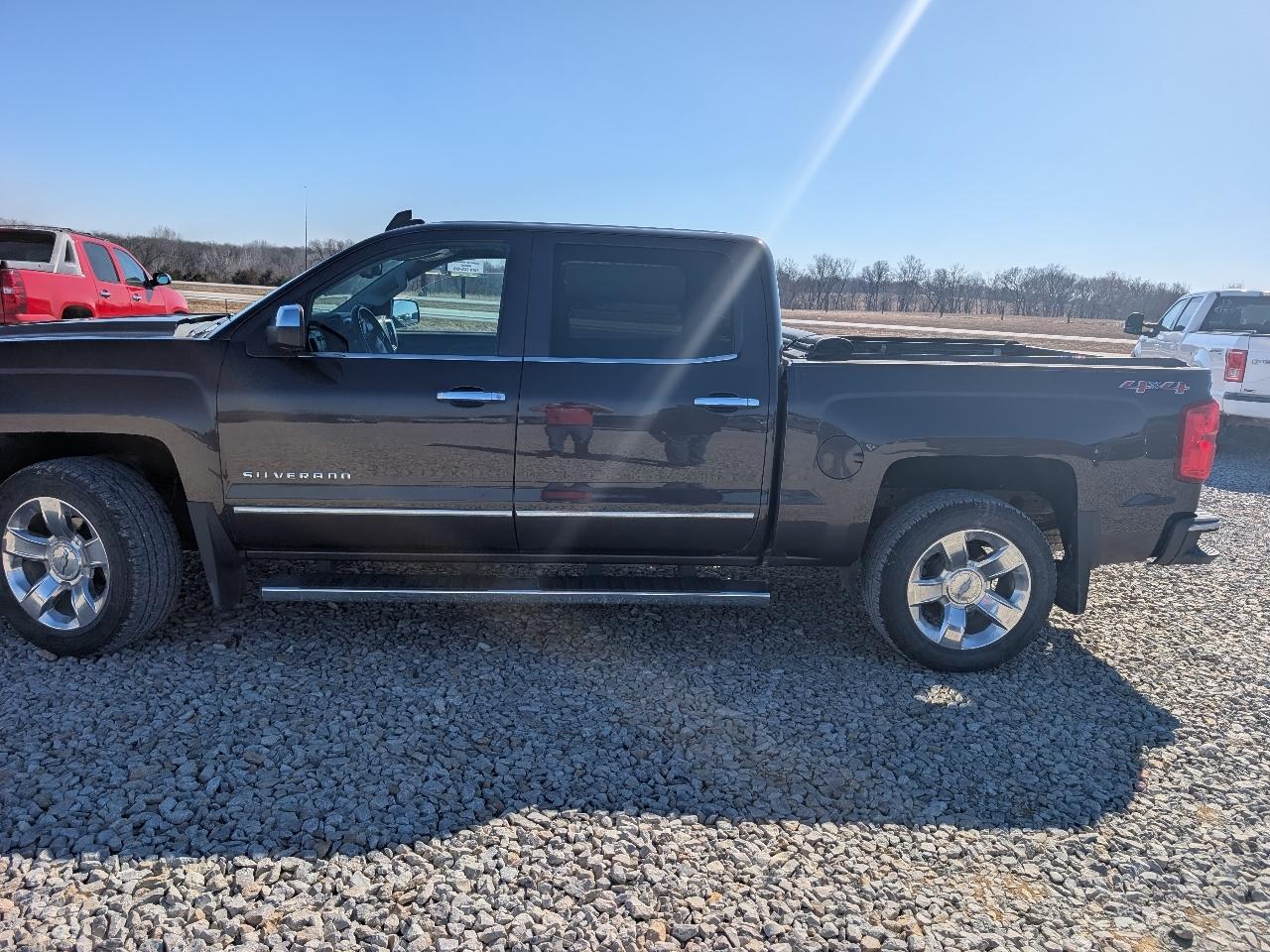 Chevrolet Silverado 1500 4WD Crew Cab 143.5" LTZ w/1LZ 2016