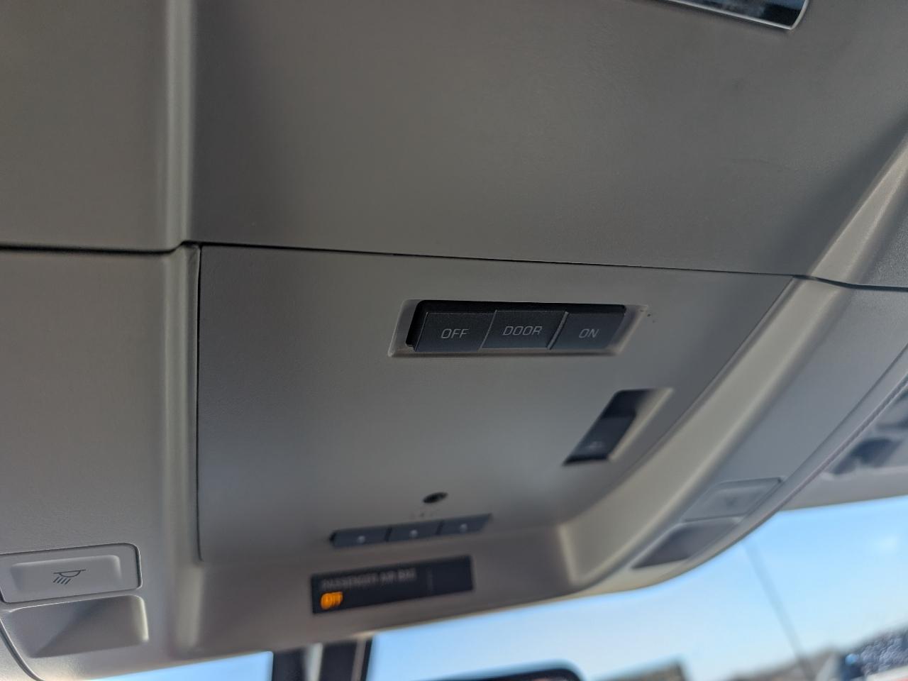 Chevrolet Silverado 1500 4WD Crew Cab 143.5" LTZ w/1LZ 2016