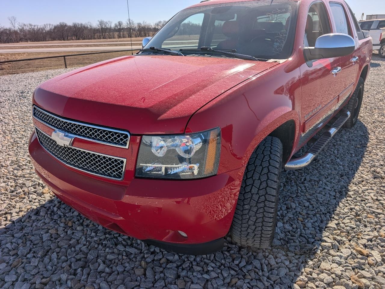 Chevrolet Avalanche LT 4WD 2012