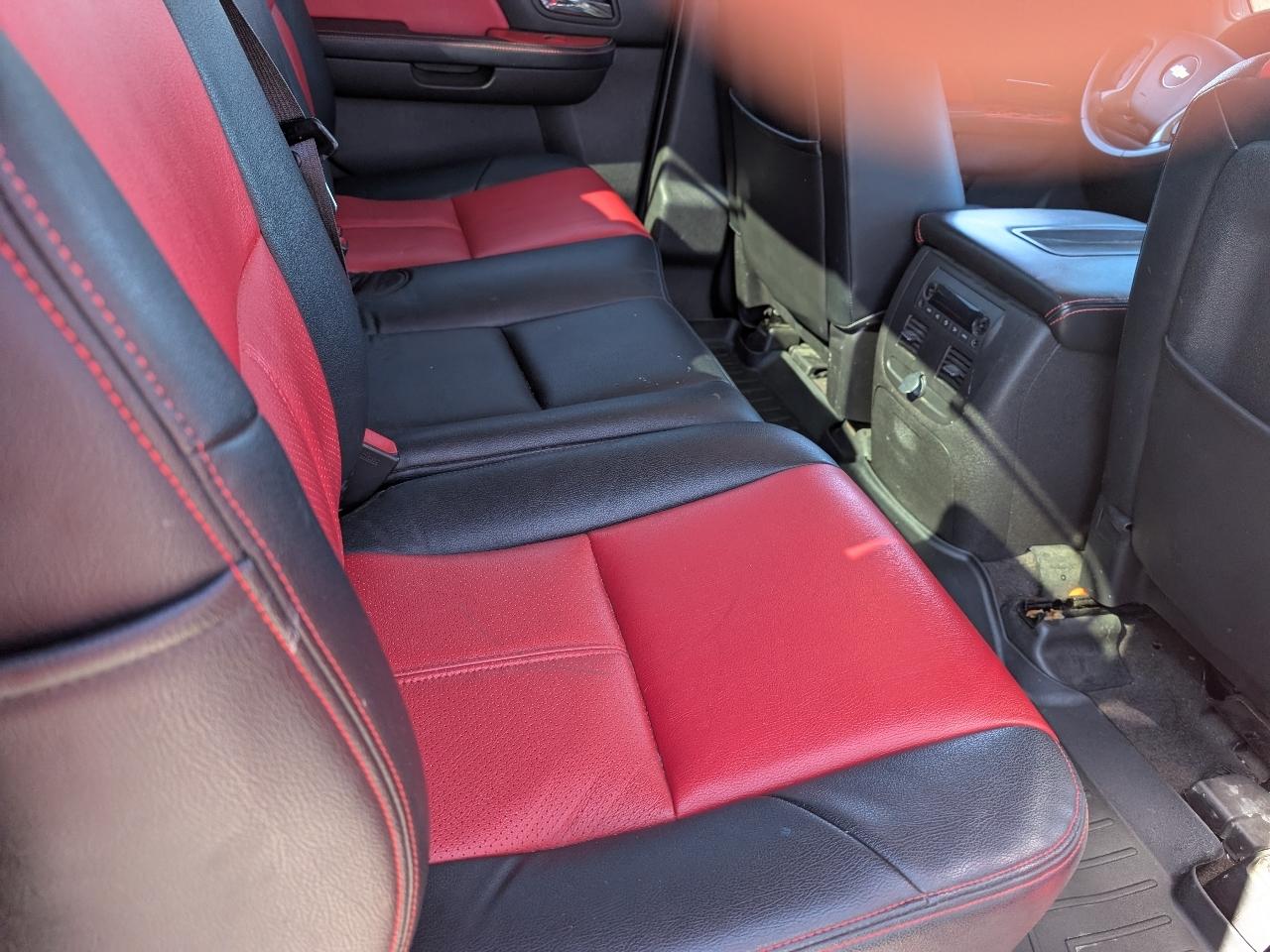 Chevrolet Avalanche LT 4WD 2012