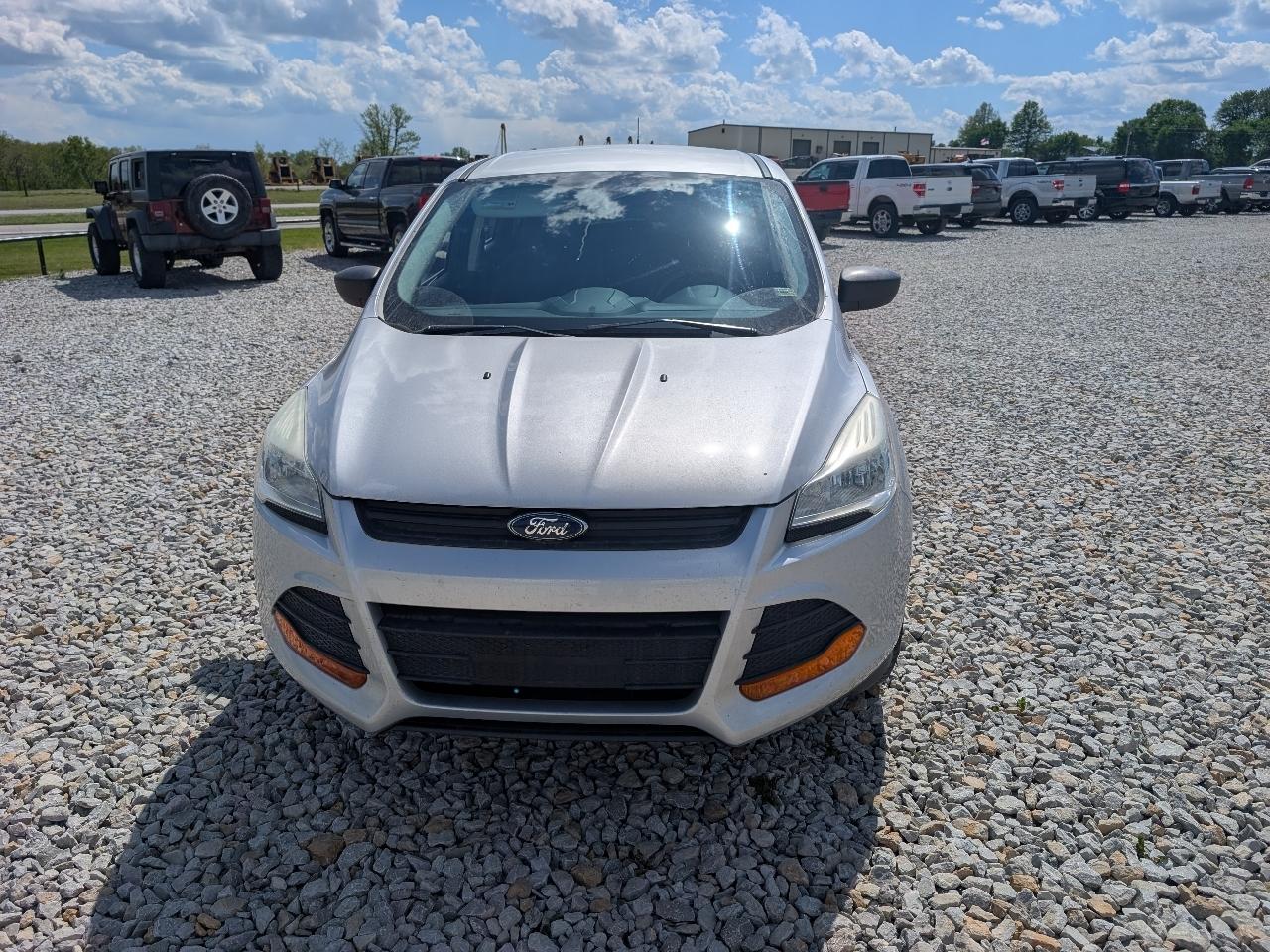 Ford Escape S FWD 2015