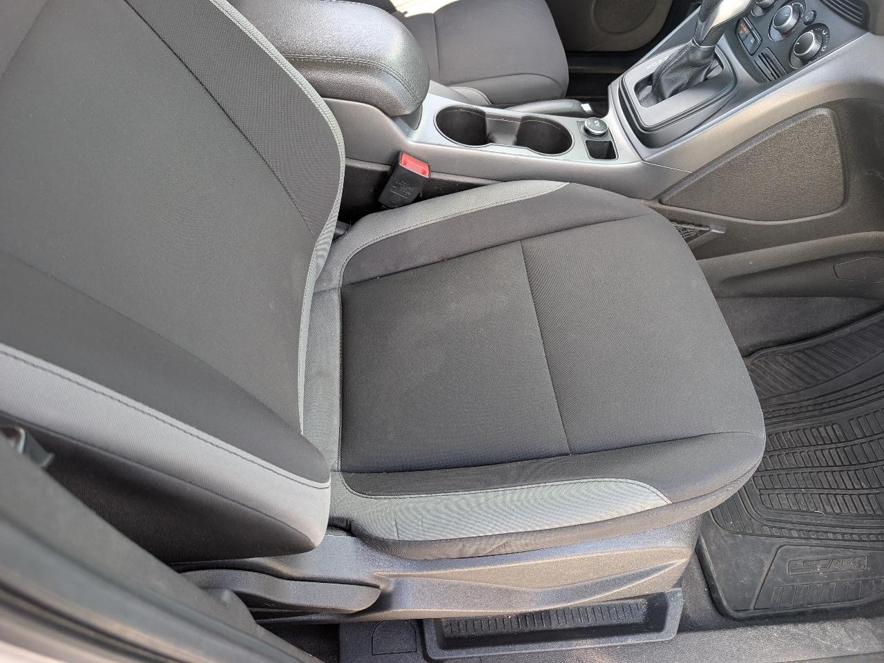 Ford Escape S FWD 2015