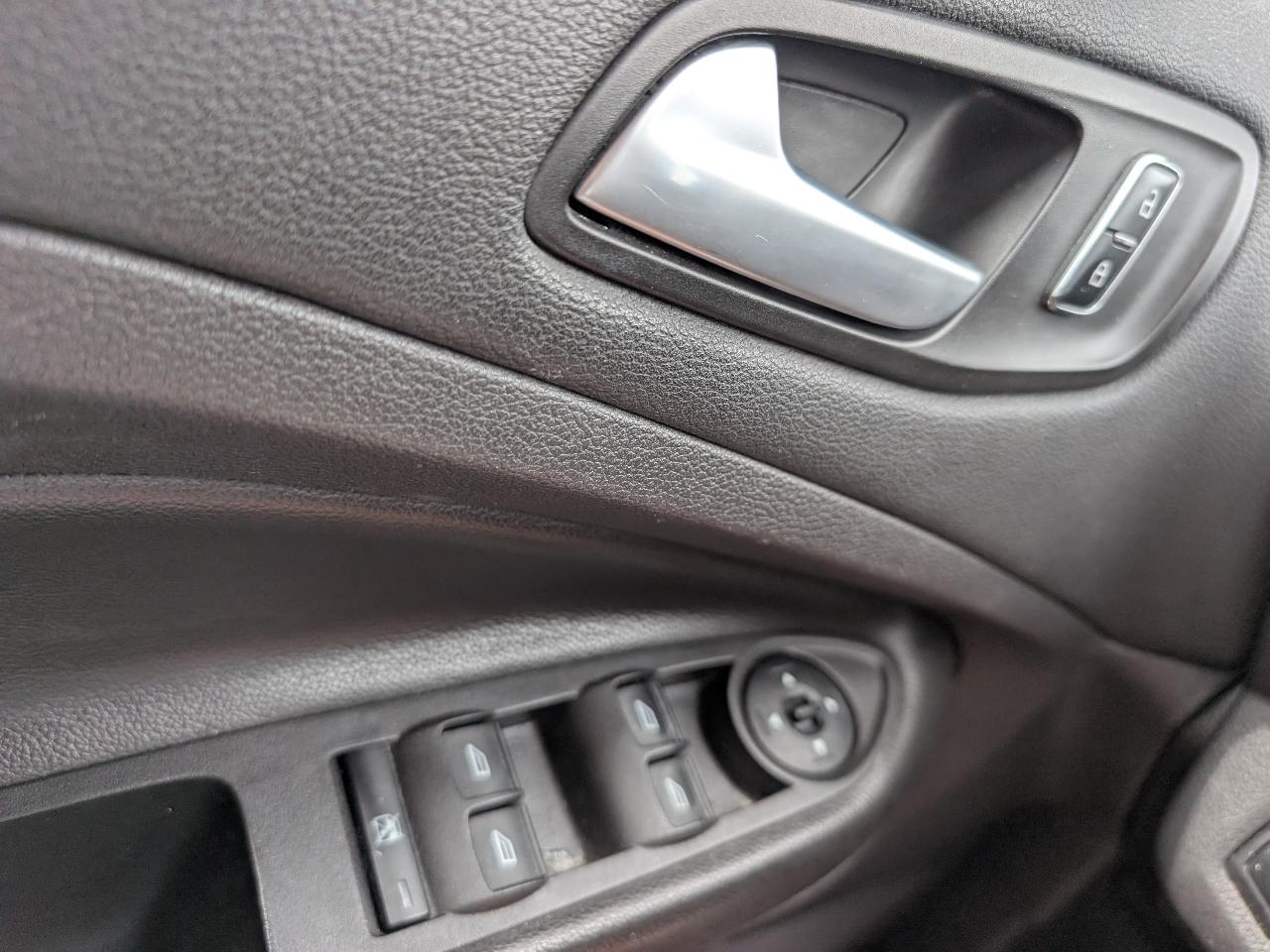 Ford Escape SE 4WD 2016
