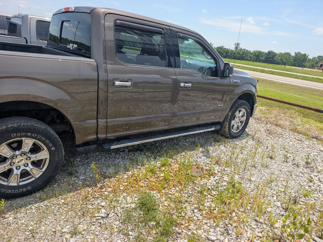 Ford F-150 4WD SuperCrew 139" XLT 2015