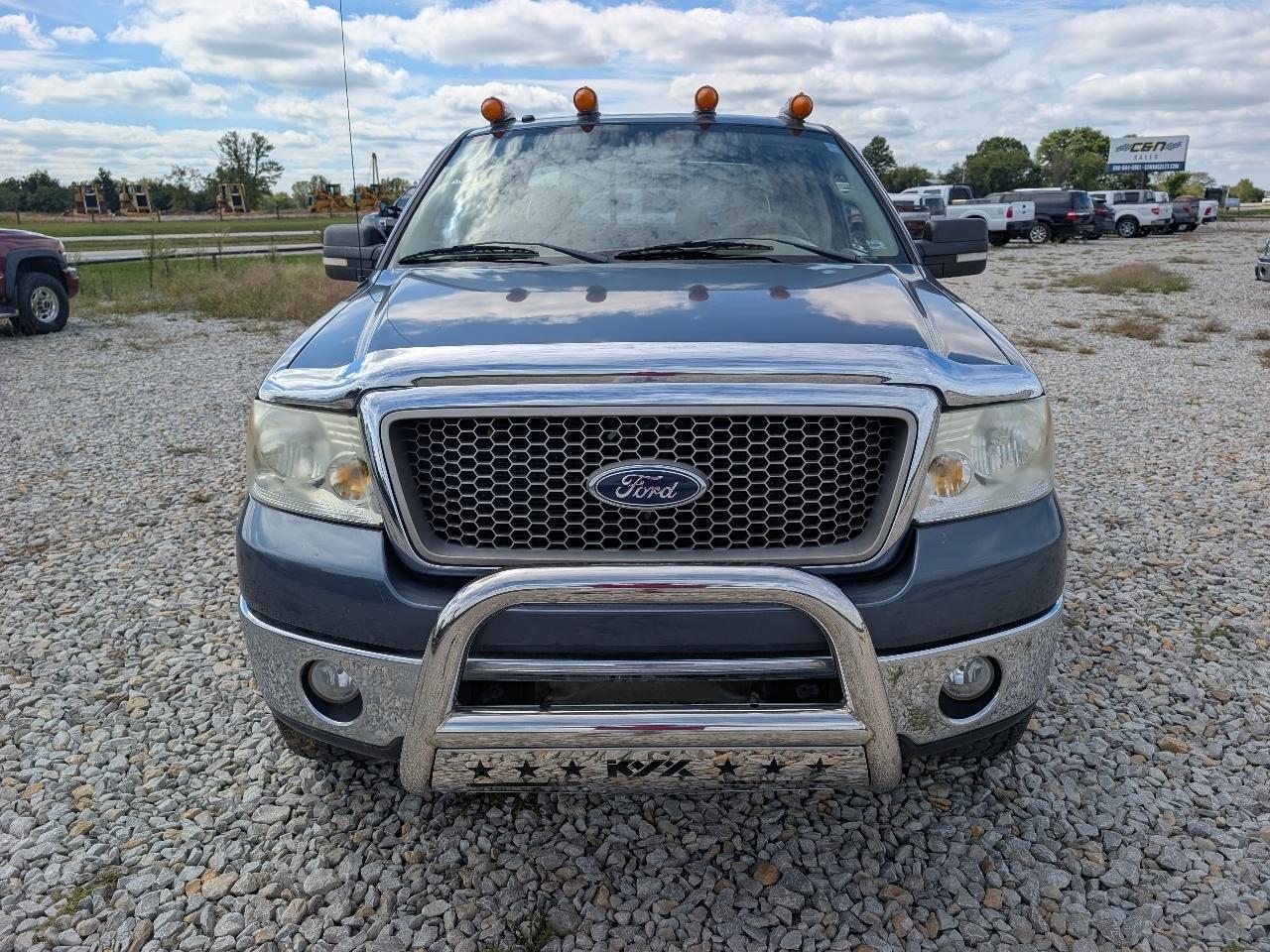 2006 Ford F-150 4WD SuperCab 163" Lariat w/HD Payload Pkg
