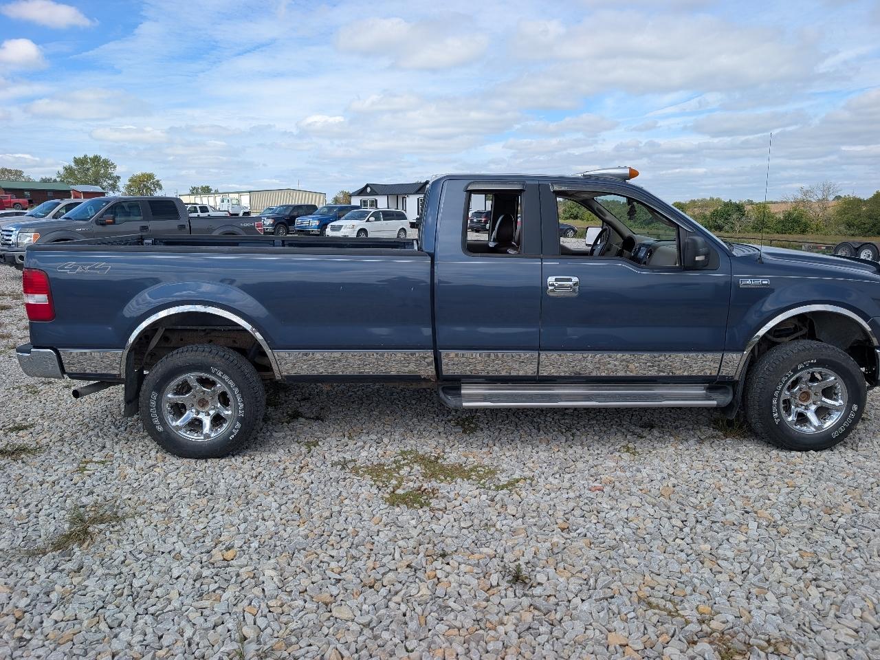 Ford F-150 4WD SuperCab 163" Lariat w/HD Payload Pkg 2006