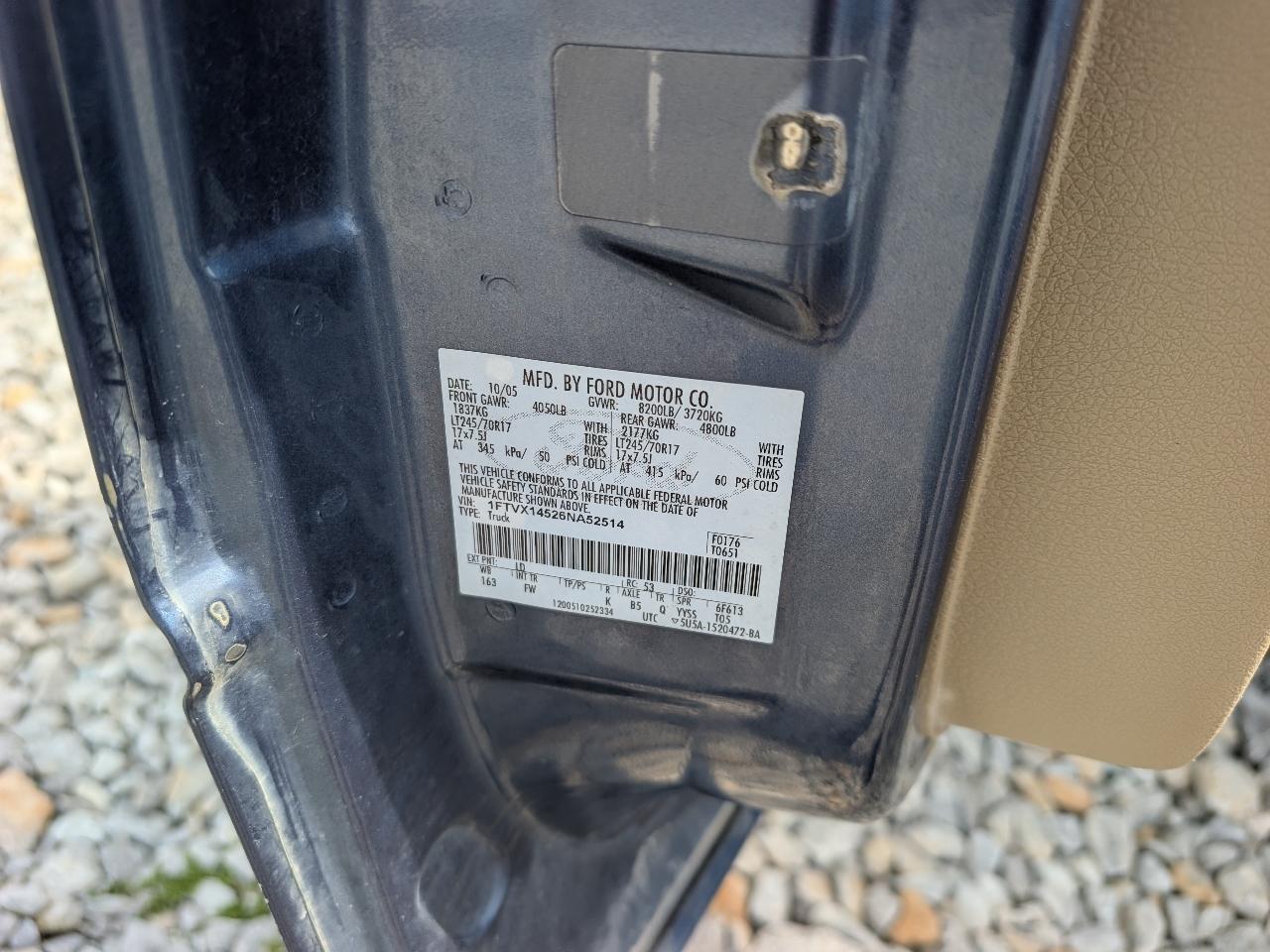 Ford F-150 4WD SuperCab 163" Lariat w/HD Payload Pkg 2006
