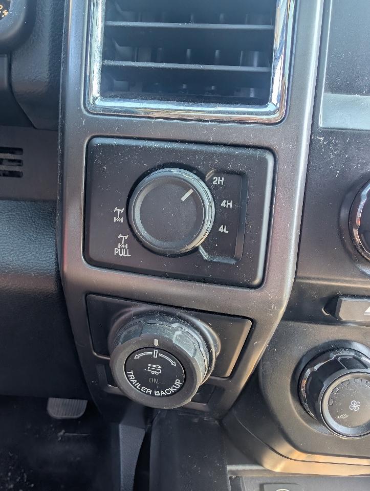 Ford F-150 4WD SuperCrew 145" XLT 2016