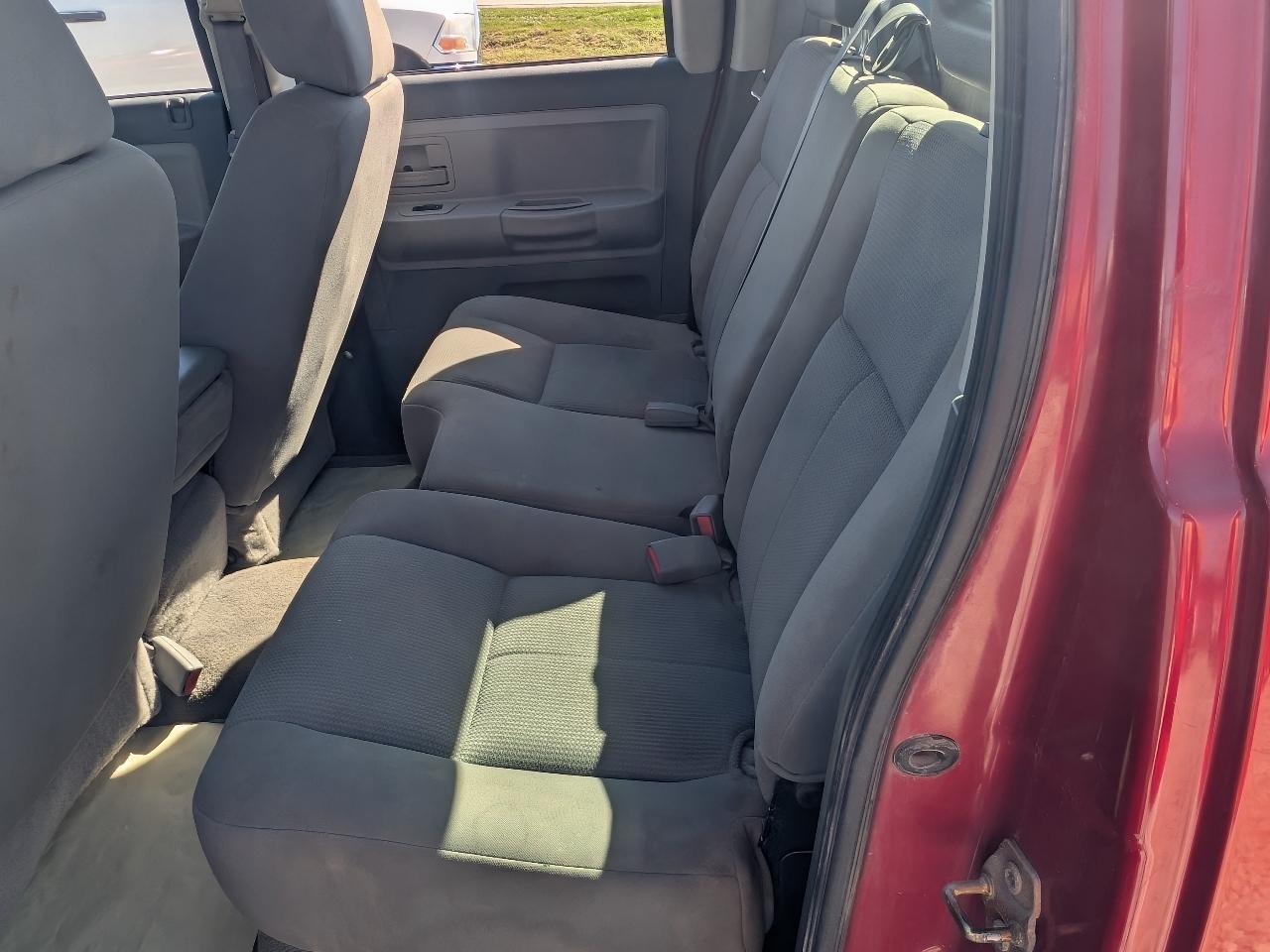 Dodge Dakota SLT Quad Cab 4WD 2006