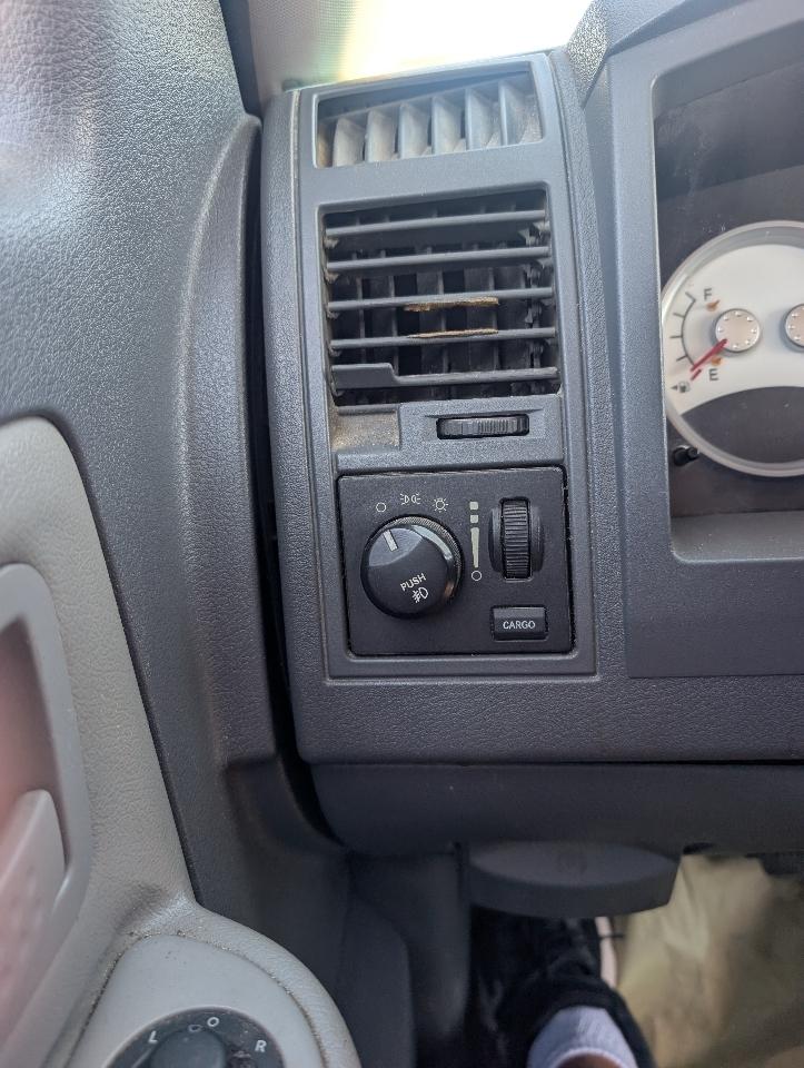 Dodge Dakota SLT Quad Cab 4WD 2006