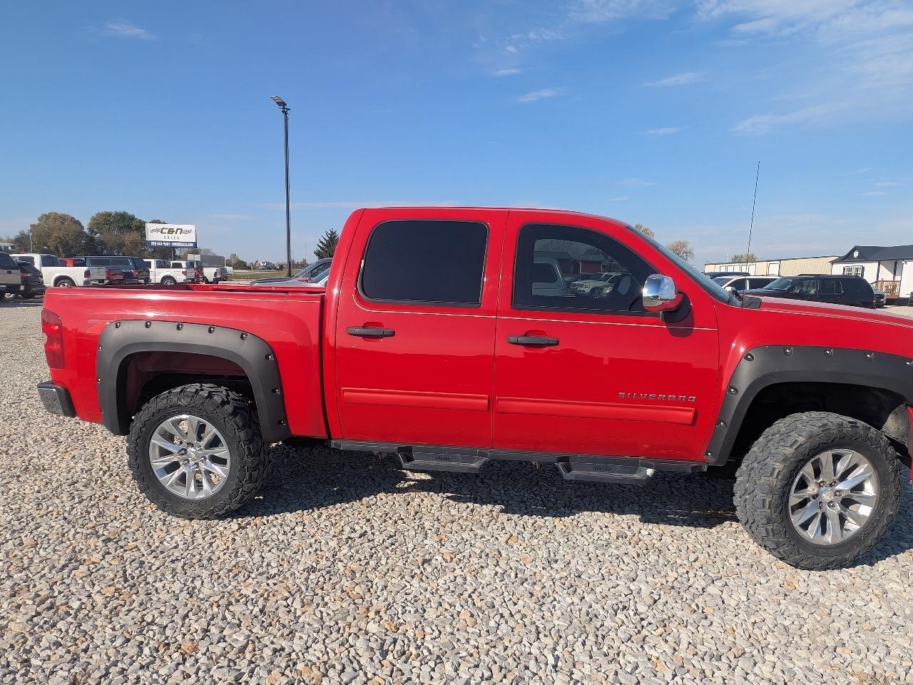 Chevrolet Silverado 1500 4WD Crew Cab 143.5" LT w/1LT 2010